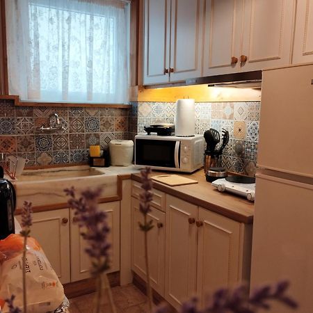 Something About Mary Apartment Atena Exterior foto